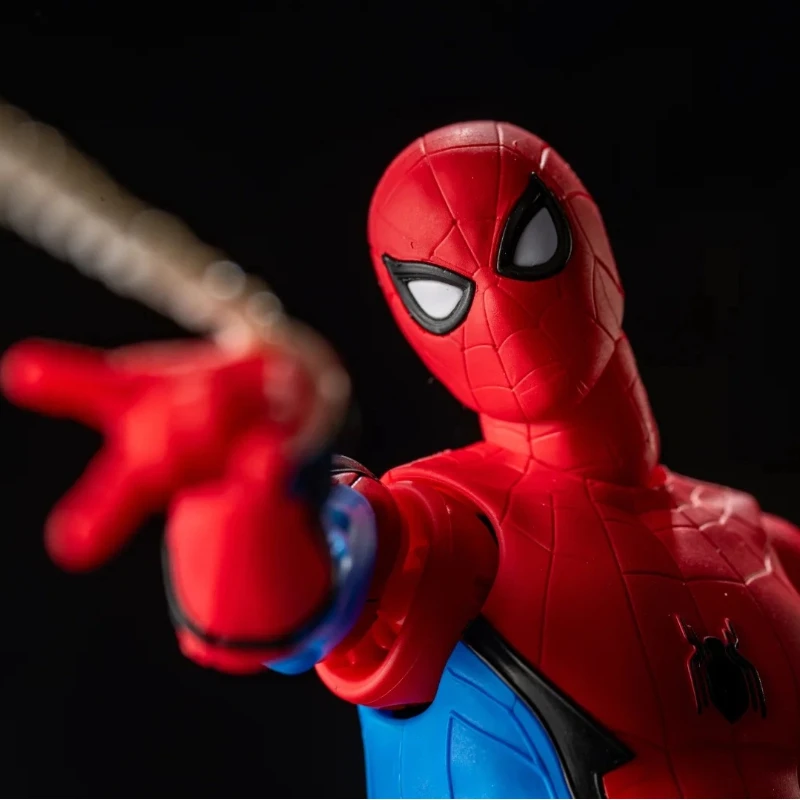 マーベル 1/12 スタークスーツ スパイダーマン プラスチック組み立てモデルキット アニメアクションフィギュア 可動フィギュアおもちゃ 男の子の装飾ギフト