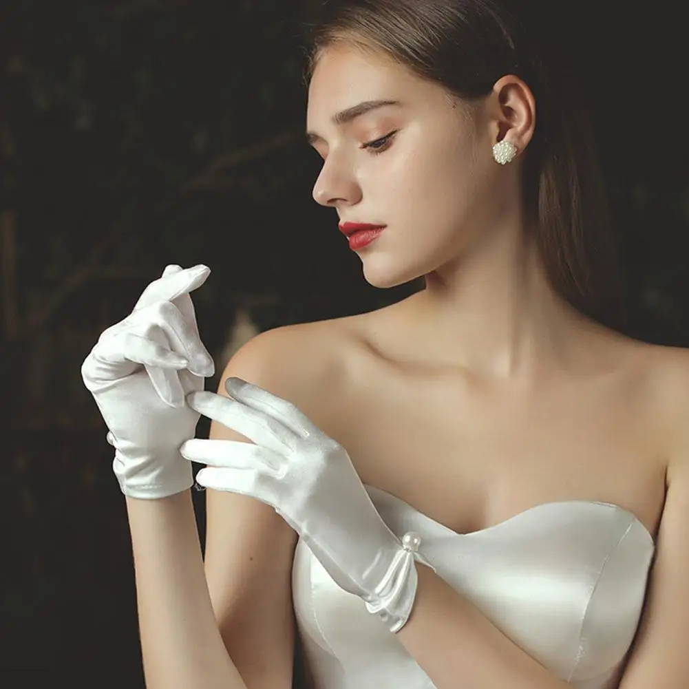 Elegant Pearl Driving White Mittens Bridal Wedding Banquet Accessories Women's Short Satin Elastic Etiquette Dress Gloves