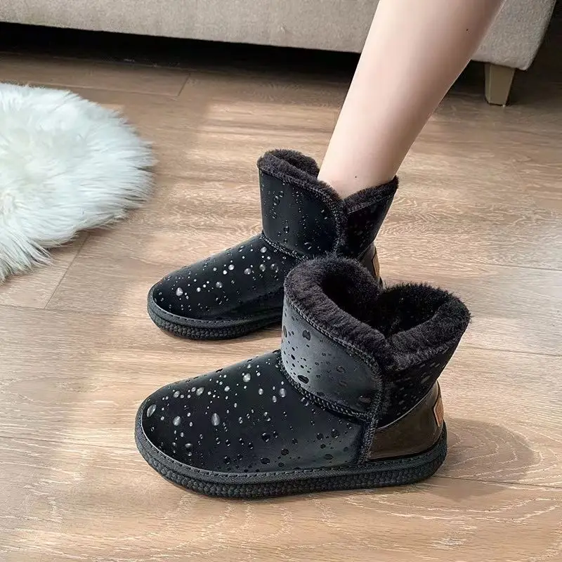 Ladies Shoes Elegant with Low Heels Fur Women's Snow Boots Black Leather Lamb on Promotion Fashion Furry 2024 Work No Slipery 39