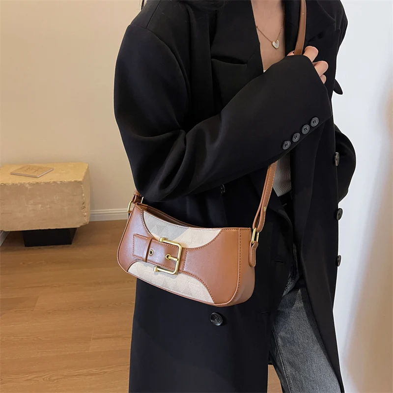 LEFTSIDE Belt Buckle Design Leather Small Shoulder Bag for Women 2023 Winter Females Simple Small Retro Crossbody Bag Handbags