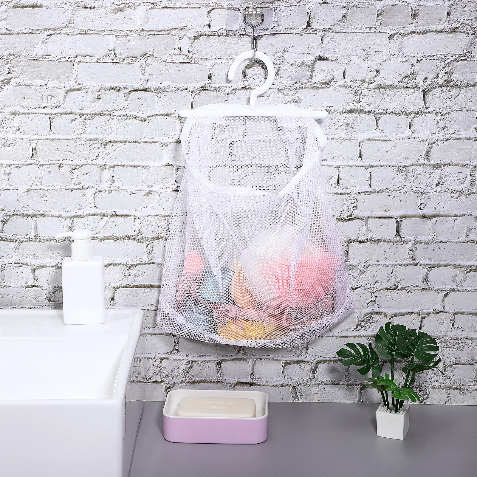 

2Pcs Hanging Mesh Bags Rotatable Hook Breathable Kitchen Storage Multi-Functional Fruit Vegetable Net Pouches