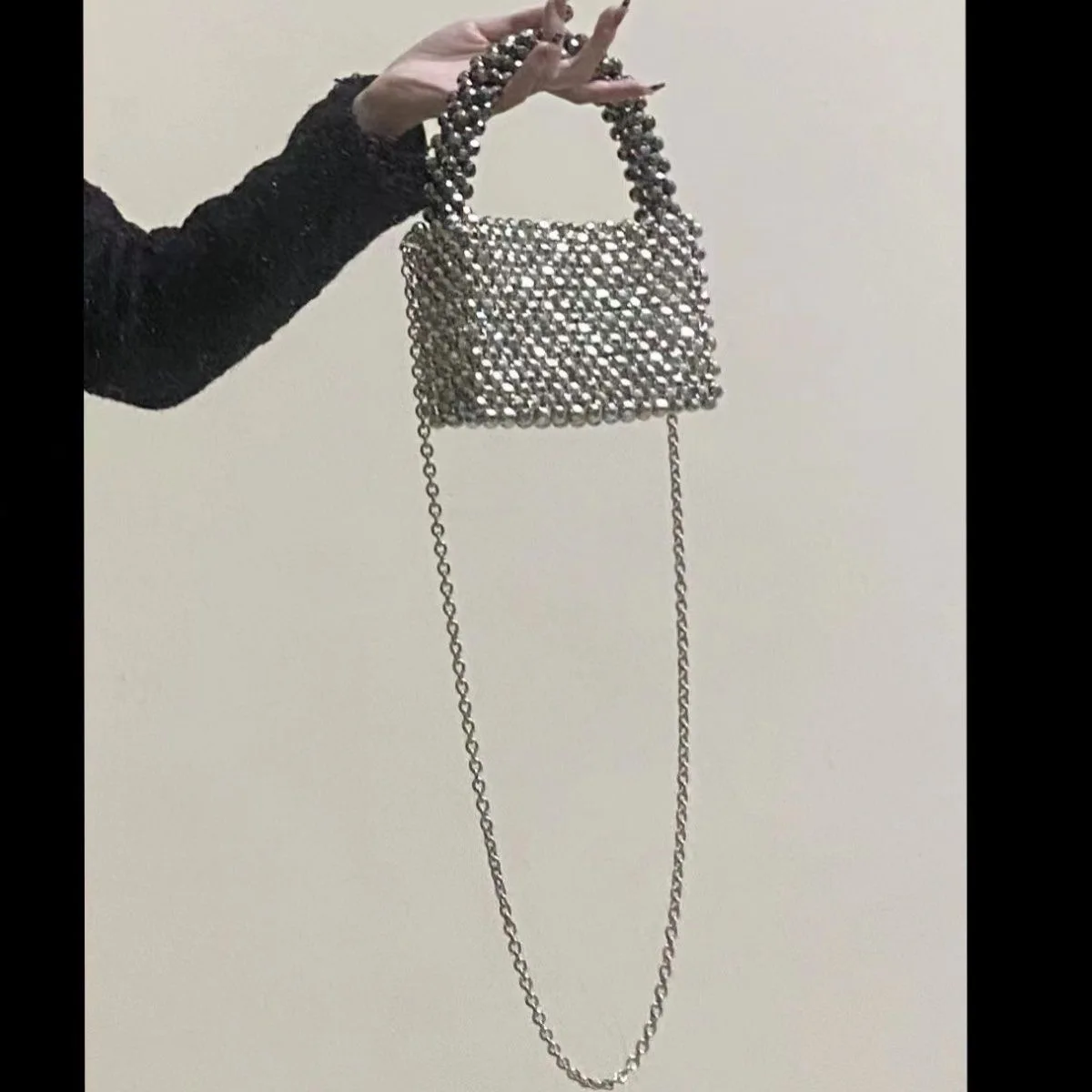 Women Beading Bag Crossbody Bags for Women Metal Chain Bead Cute Designer Handbags for Women Hand-made Christmas Purse