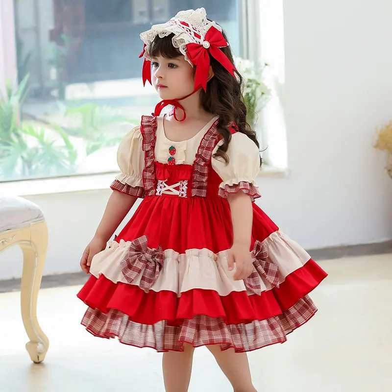 Rotes kariertes Kinder-Kostüm-Set im Rotkäppchen-Lolita-Stil mit Puffärmeln, Rüschenrock, Schleife und Spitzen-Stirnband für Kinder-Cosplay. – Detail 4