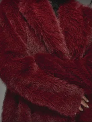 Temperament High-Quality Fur Coat for Women Winter Thickened Plush Fur Collar Imitating Fox Fur Loose Long Jacket Style