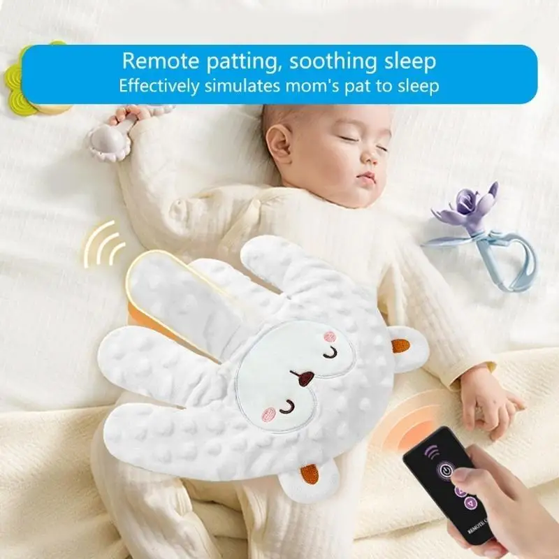 581F لعبة دمية يد كهربائية مهدئة للأطفال مع وظيفة التربيت التلقائي للمساعدة في النوم السريع وراحة تحرير اليدين