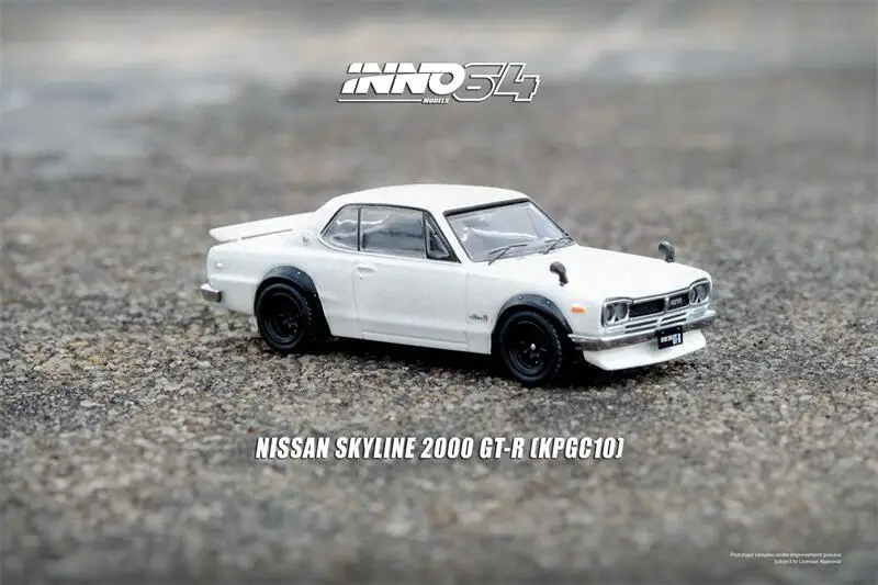 

INNO 1:64 SKYLINE 2000 GT-R (KPGC10) белый литая модель автомобиля