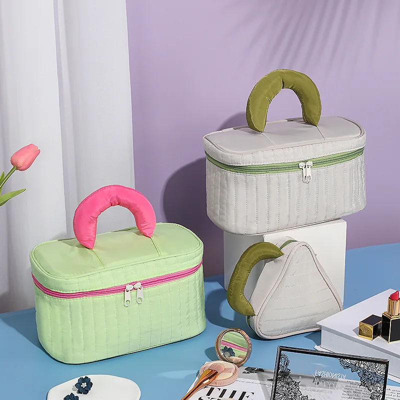 

High-value soda makeup bag storage bag portable handmade makeup bag partition large capacity travel makeup bag