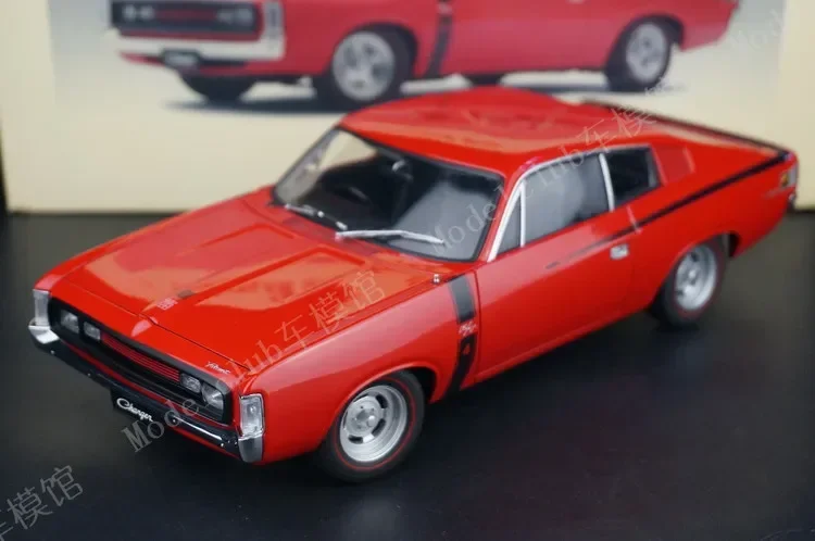 Autoart 1:18 Charger E49 Vintage Muscle Car Simulation Limited Edition All Open Alloy Metal Static Car Model Toy Gift