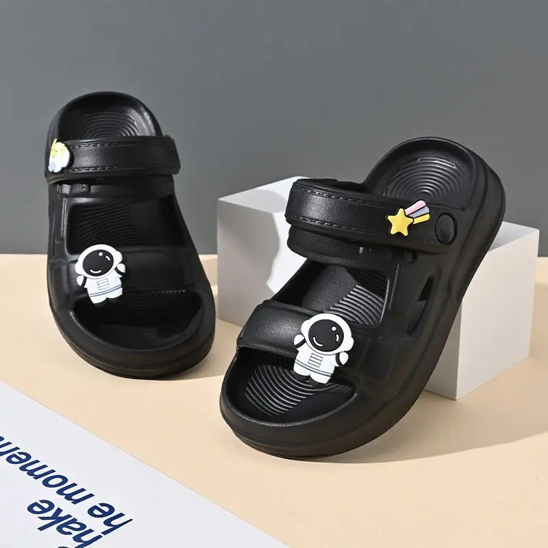 

2026 Summer Kids' Non slip Sandals Soft Sole Indoor Outdoor Beachwear for Boys Lightweight Quick Dry Design