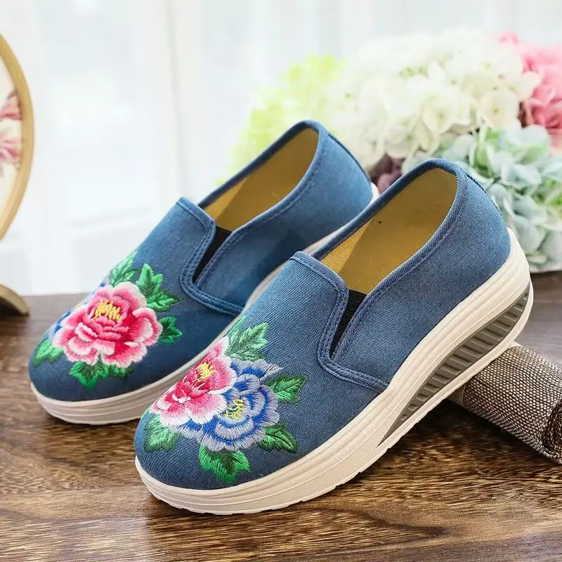 

Женские парусиновые туфли большого размера на танкетке с вышивкой, дышащая туристическая обувь без шнуровки с круглым носком на толстой подошве в этническом стиле, весенне-осенняя туристическая обувь