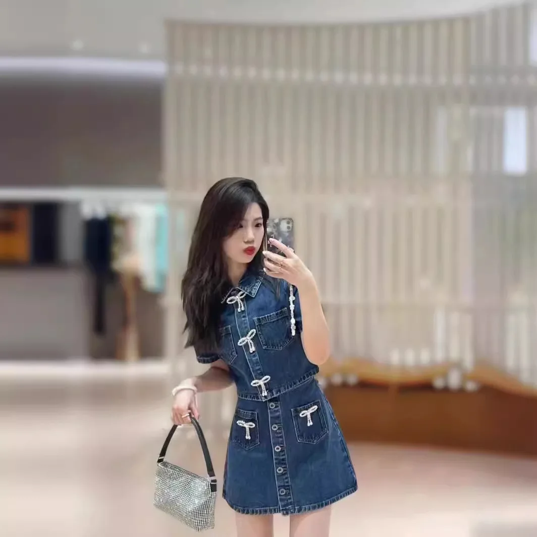 

2024 Spring/Summer New Blue Diamond Bow Flip Collar Denim Top+Elegant Half Skirt Set