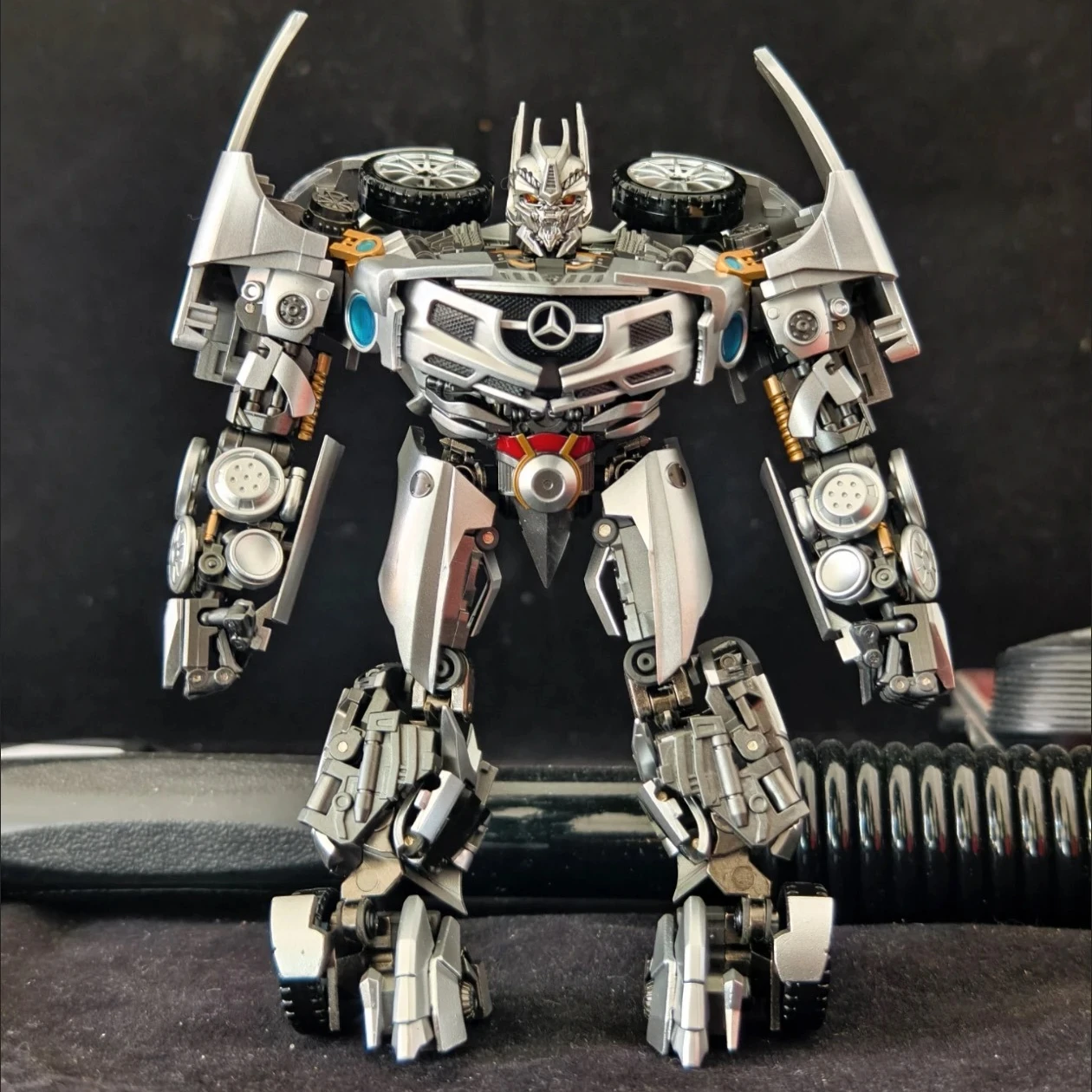 

Transformation Toys CE-01 Beetle BEE CE-03 Soundwave Alloy Products Action Figures Model Robot Boy Collection Decorate Toy Gift