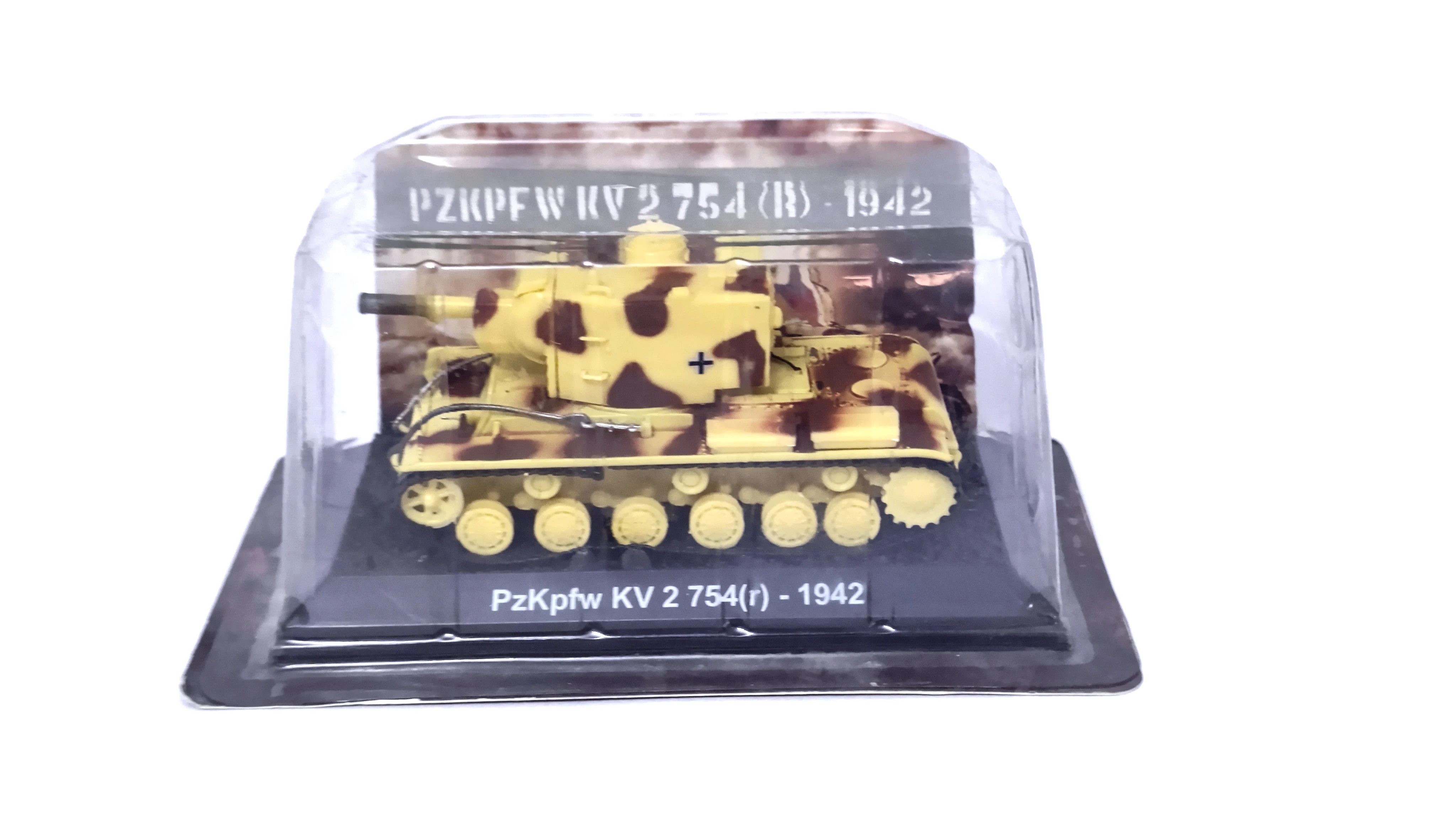 1/72 Soviet KV-2 Heavy Tank Model 1942  German seizure of painting  Half alloy collection model