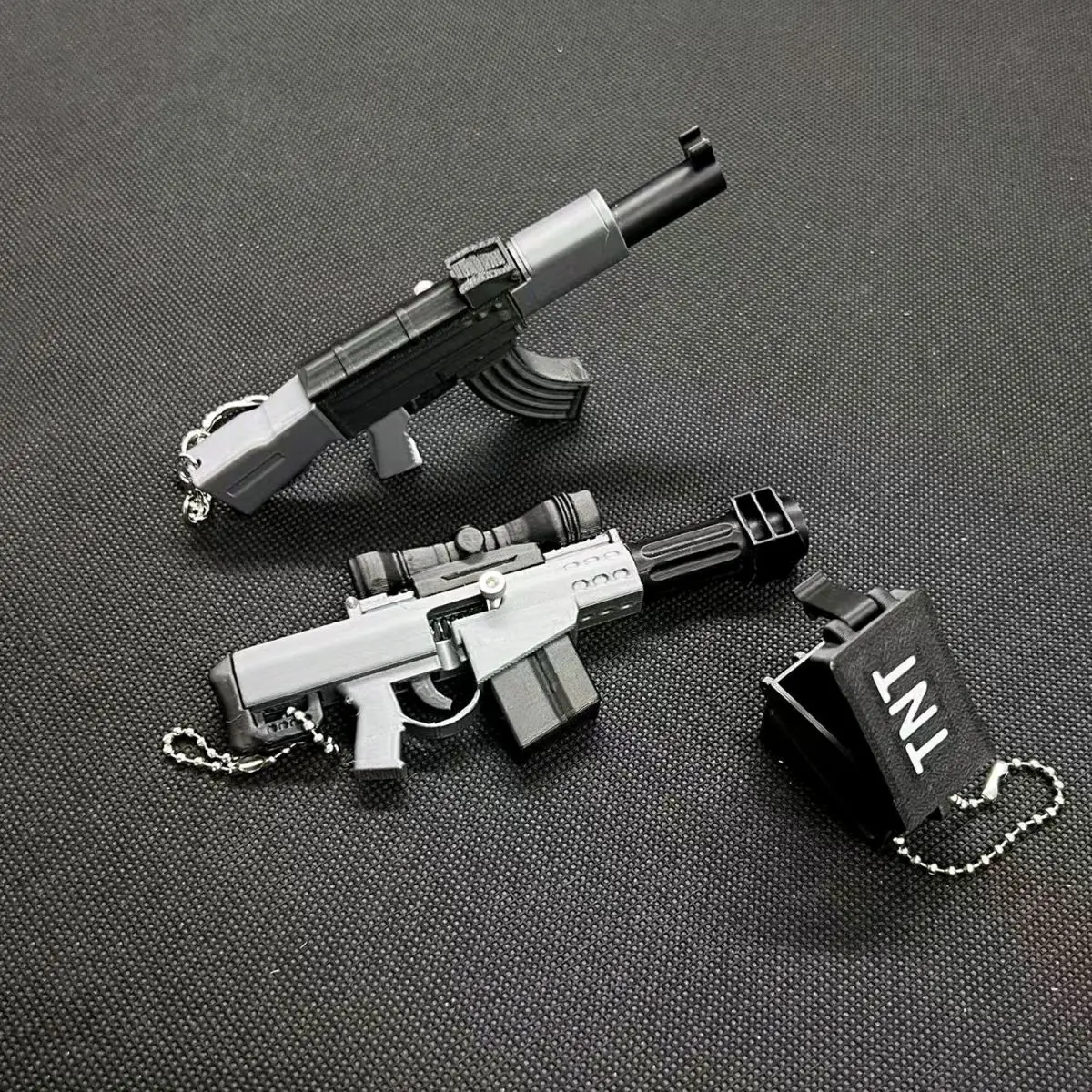 

Hot Selling 3D Printed M90 AK47 Mini Finger Gun Fidget Toy, Keychain Bag Pendant Stress Relief Novelty Gift for Kids Adults