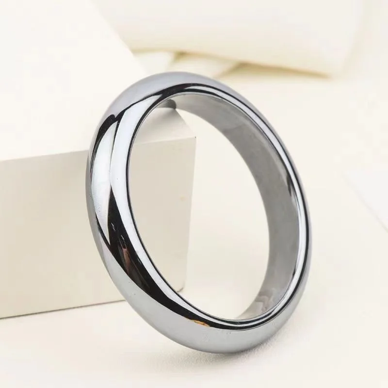 

Natural Terahertz Magnetic Bracelet, Simple and Fashionable