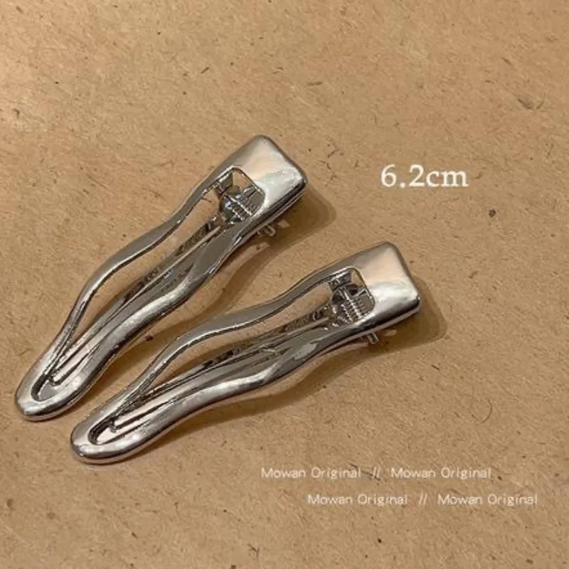 

Women’Metal Wave Barrettes Special-Interest Design Cold Wind Ins Clip Bang Clip Duckbill Clip Side Clip Hairpin Headdress