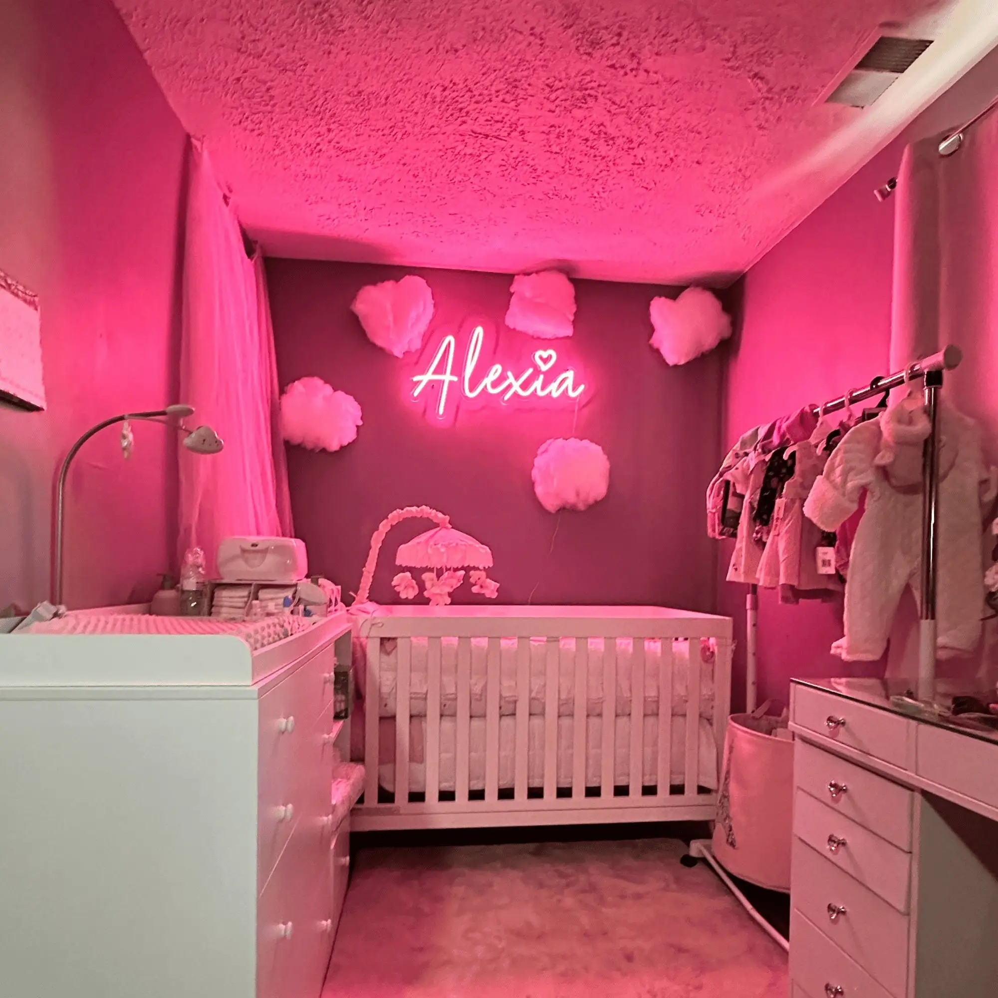 1 linha 20 polegada nome da criança presente de aniversário personalizado sinal de néon decoração do quarto sinais led presente menina menino nome amor quarto casa cama