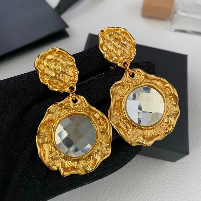 

Классические позолоченные латунные женские серьги неправильной формы с круглыми зеркальными акцентами — клипса, винтажные роскошные украшения, изысканные