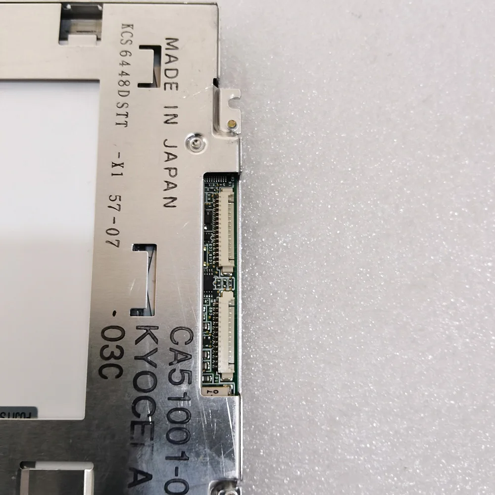 Schermo LCD KCS6448DSTT-X1