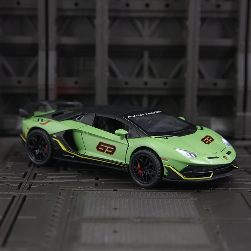 

Модель гоночного автомобиля из сплава SVJ63, 1:32, со звуковой и световой обратной связью, детская игрушка, дверь можно открыть