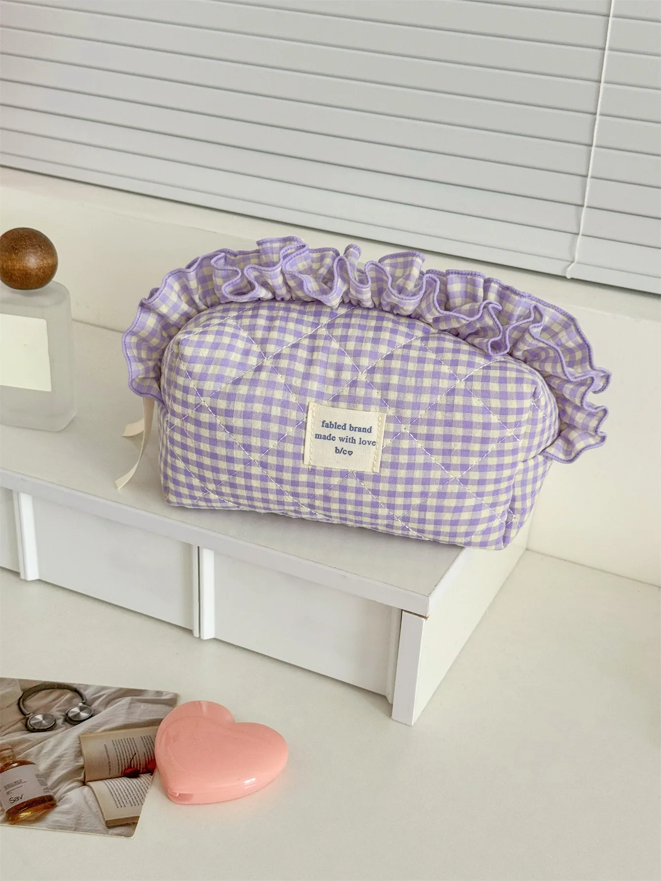 

1 pc Flounce Edge Women Makeup Bag Cute Mini Plaid Cosmetic Storage Pouch Zipper Sweet Style Toiletry Washing Bag