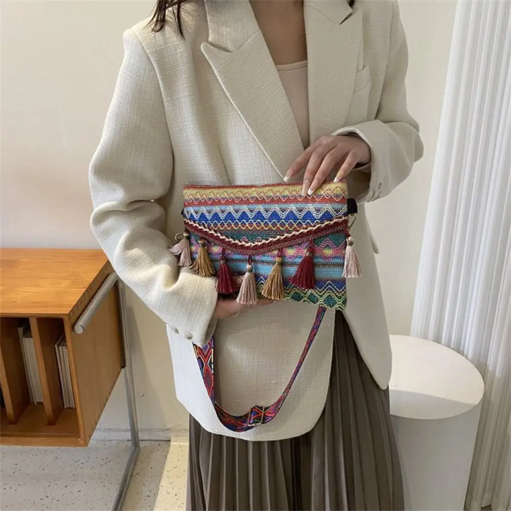 

Ethnic Style Fashion Woven Shoulder Bag Women's Bag Tassel Colorful Crossbody Bags Trend Messenger Bag Women's Niche Bag