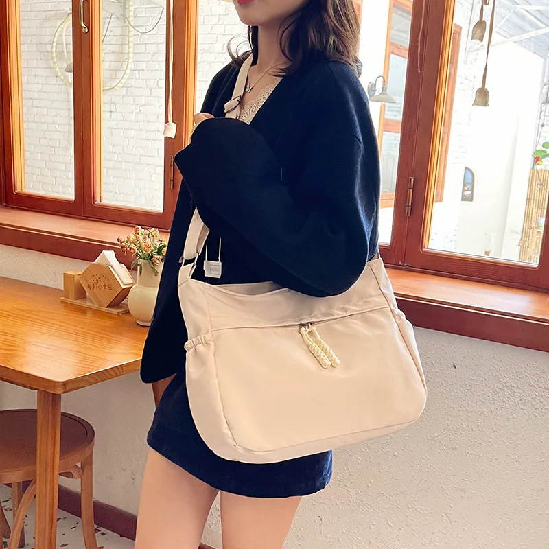 

2024 New Nylon Hobos Crossbody Bags Solid Casual Zipper Women's Bags Fashion High Capacity Solid Color Single Shoulder Totes Bag