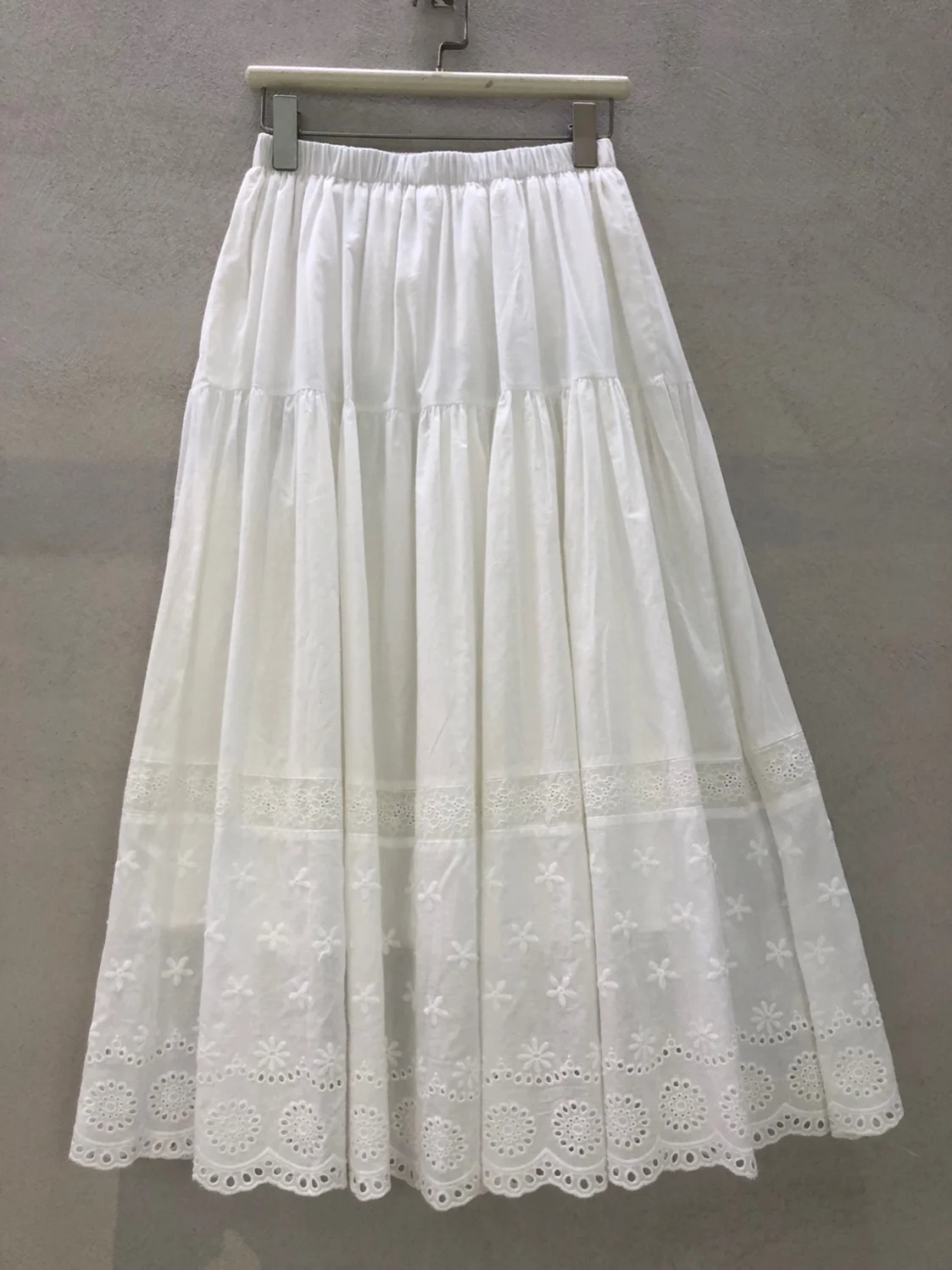 

Новая женская юбка Ele White с кружевной отделкой, высокой талией, облегающая, А-силуэт, миди, весна 2026, из смесового хлопка