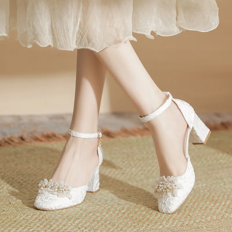 

Size 30-43 Satin 2025 New Square Toe Thick Heel High Heels Shoes Women Large Size Buckle Bride Wedding Shoes