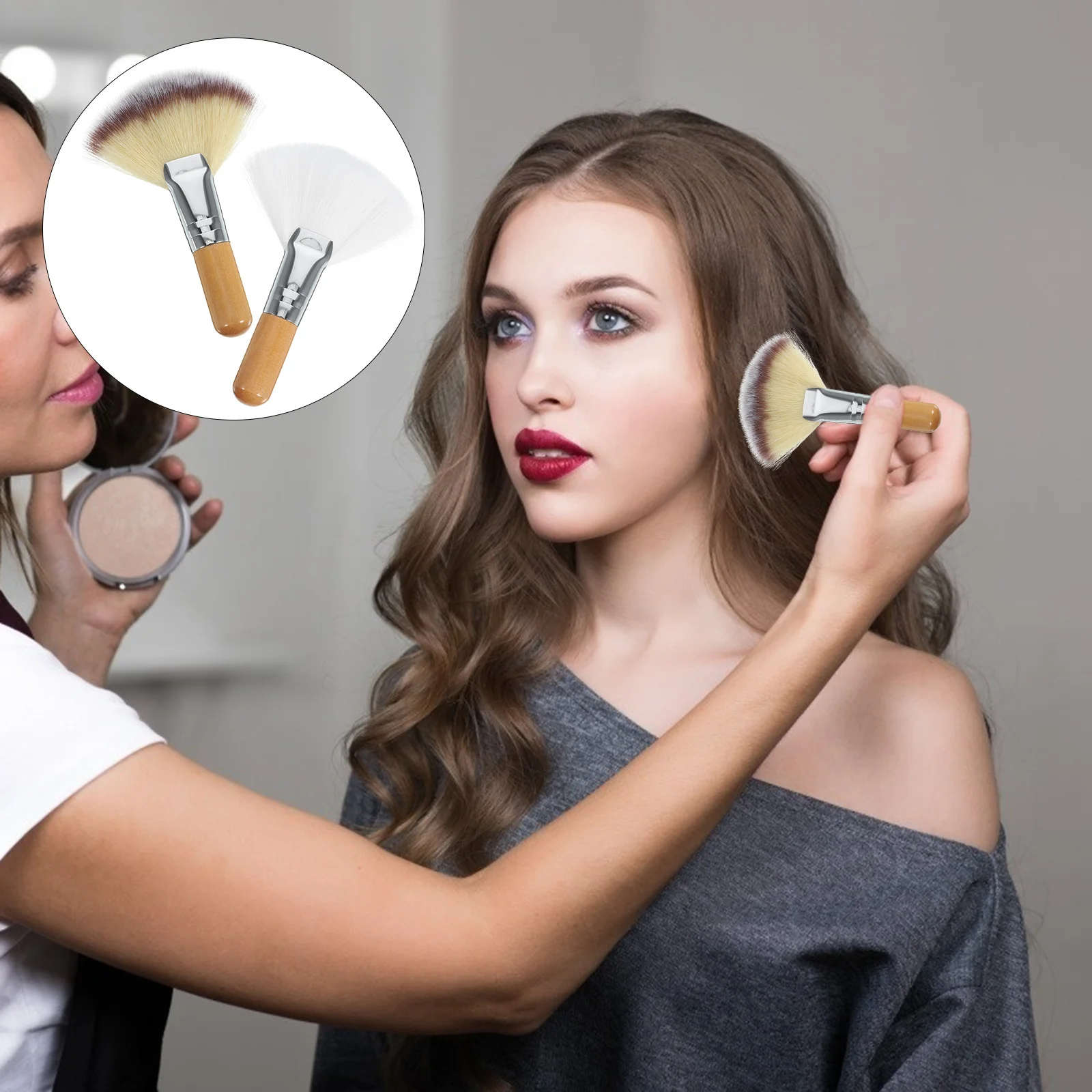 Pennello per trucco a ventaglio da 2 pezzi per fard viso che evidenzia lo pennello per cipria con impostazione in polvere sciolta per donne e ragazze