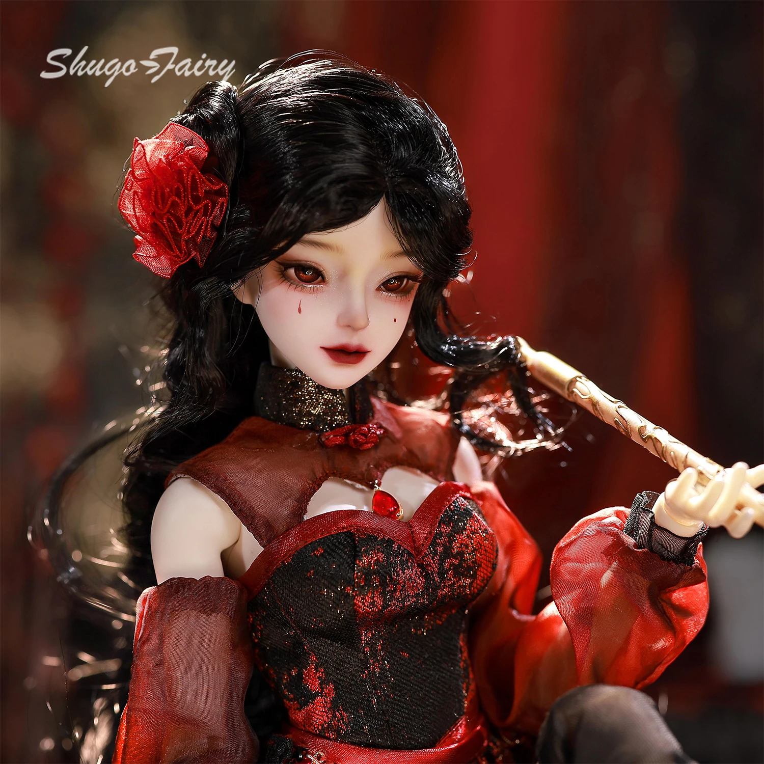 

ShugaFairy Cleo A 1/4 BJD - Scarlet Hanamachi Full Set Curvy Body Enchantress Collectible Art Figure for Doll Enthusiasts