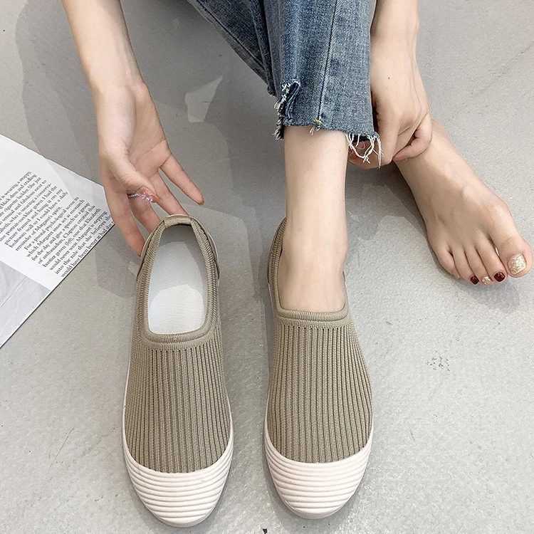 New Women\'s Vulcanized Shoes Korean Version Breathable Flyknit Soft Comfortable Casual Single Shoe Non-slip Botin Verano Mujer