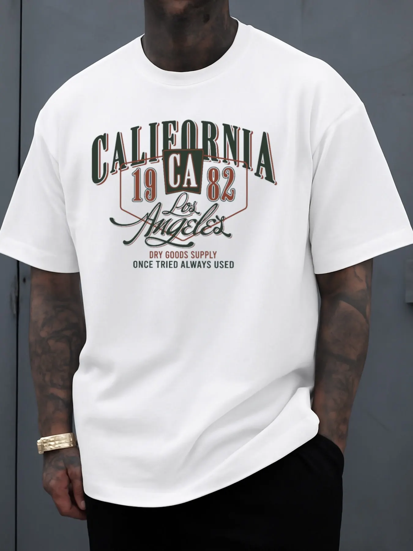 California 1982 Los Angeles Men's Fun T-Shirt White Elegant Printed T-Shirt Street Style Clothing Lightweight and Breathable Suitable for Casual Wear Ideal for Outdoor Activities Perfect for Everyday Wear