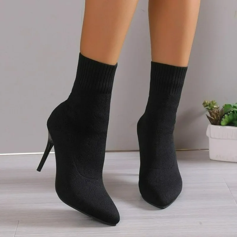 Botas de tecido elástico pontiagudas femininas, salto alto, monocromático, casual, quente, na moda, inverno, novo, moda, 2023