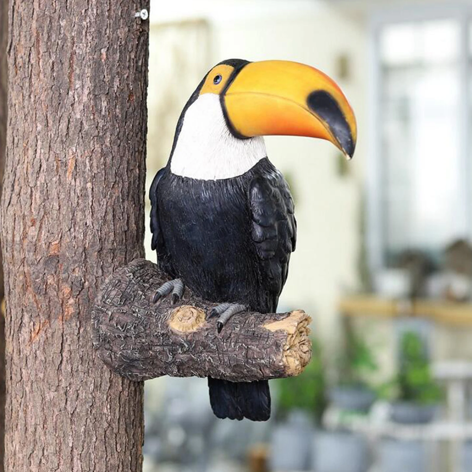 Polyresin Toucan on Branch Tree Hugger Garden Peeker Gardening Outdoor Decor