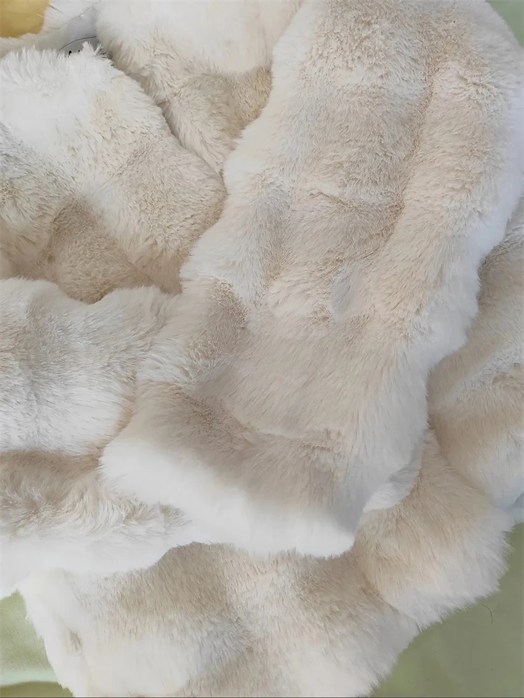 Luxury Short Faux Rabbit Furs Jackets Elegant Thicken Winter Coats Imitate Mink Warm Jaqueta Korean Fashion Women Furry Overcoat