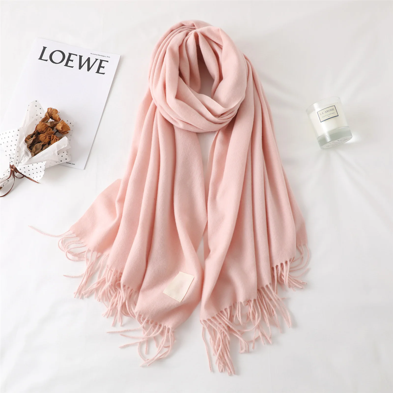 Solid Color Women Scarf Autumn Winter Vintage Tassel Scarfs Women\'s Winter Personality High Quality Warm Shawl Neck T800