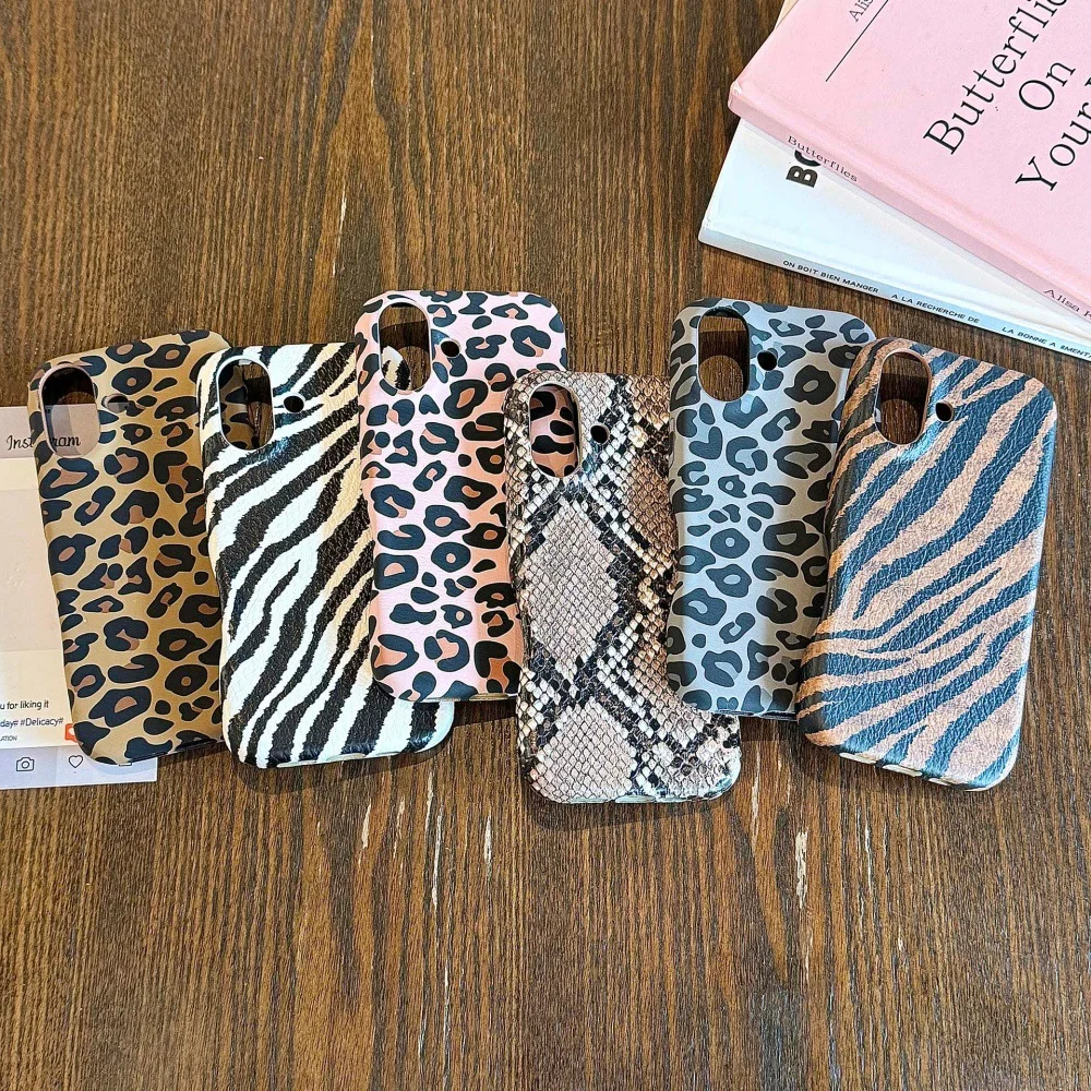 

Креативный кожаный чехол для телефона с леопардовым принтом для iPhone 17, 16, 15, 14, 13, 12 Pro Max, противоударный цветной чехол на заднюю панель, новинка
