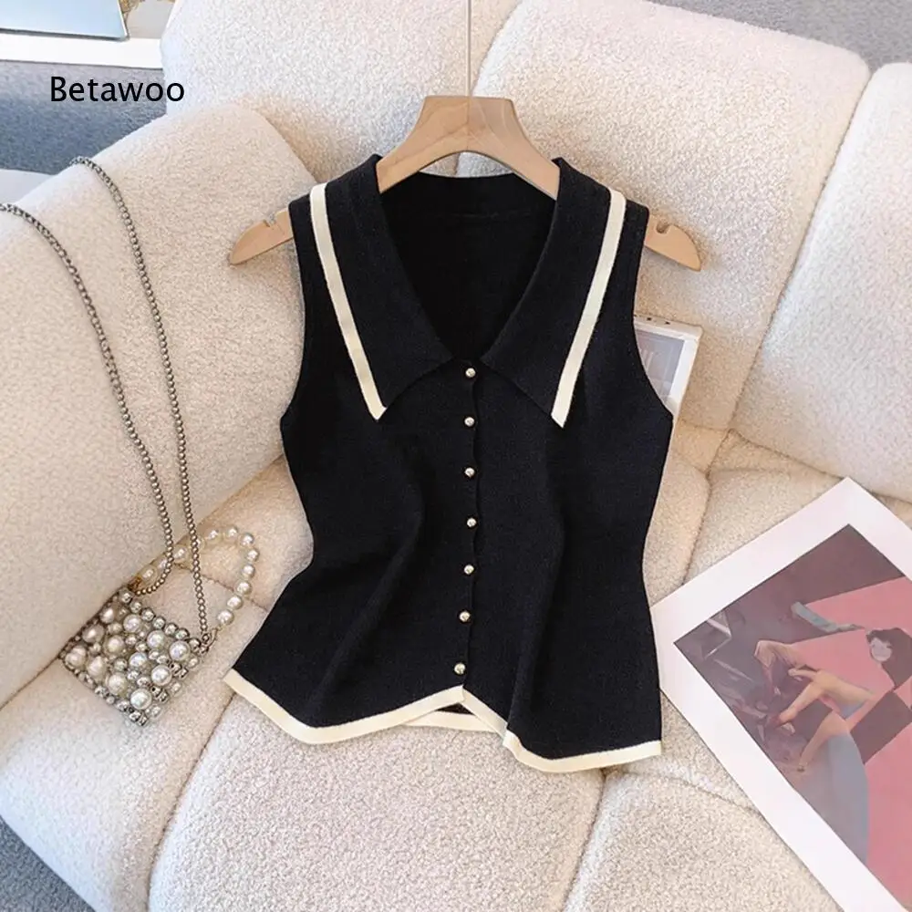 Contrast Binding Lapel Sleeveless Gold Button Slim Fit Knit Vest