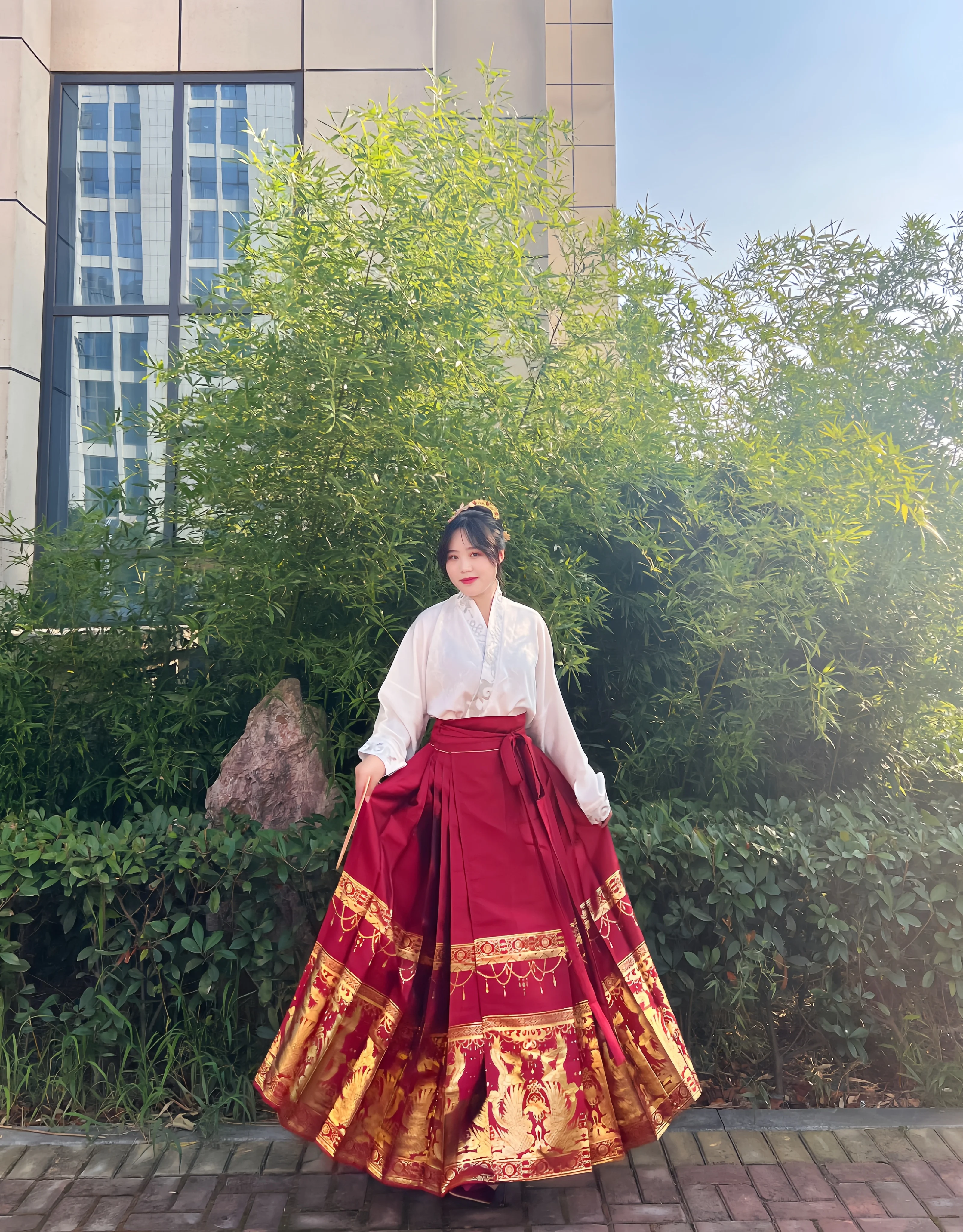 

Weaving Gold Hanfu Skirt Women Chinese traditional Costume Mamianqun Ming Dynasty Horse Face vest Skirt Daily Dress 2024