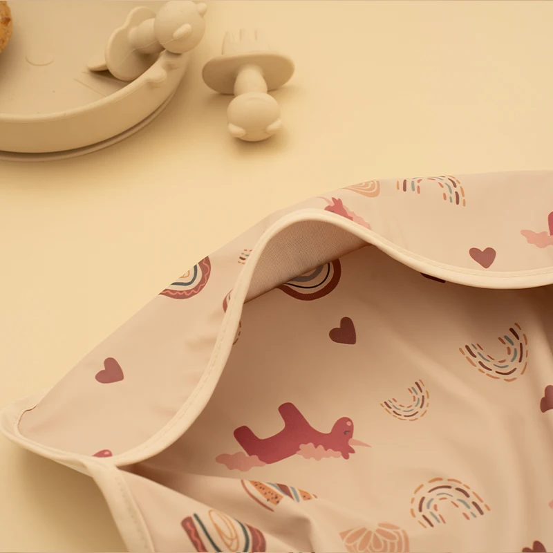 Baby Waterproof Bibs for Little Boy Girl Painting Smock Toddler Cartoon Printed Apron with Long Sleeves Baby Feeding Accessories