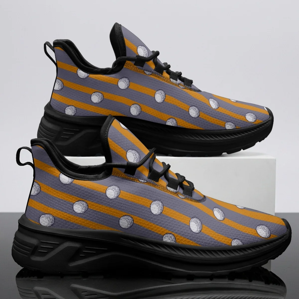 

Yikeluo Men's athletic shoes, casual shoes with athletic elements, breathable lace-up athletic shoes, comfortable men's shoes