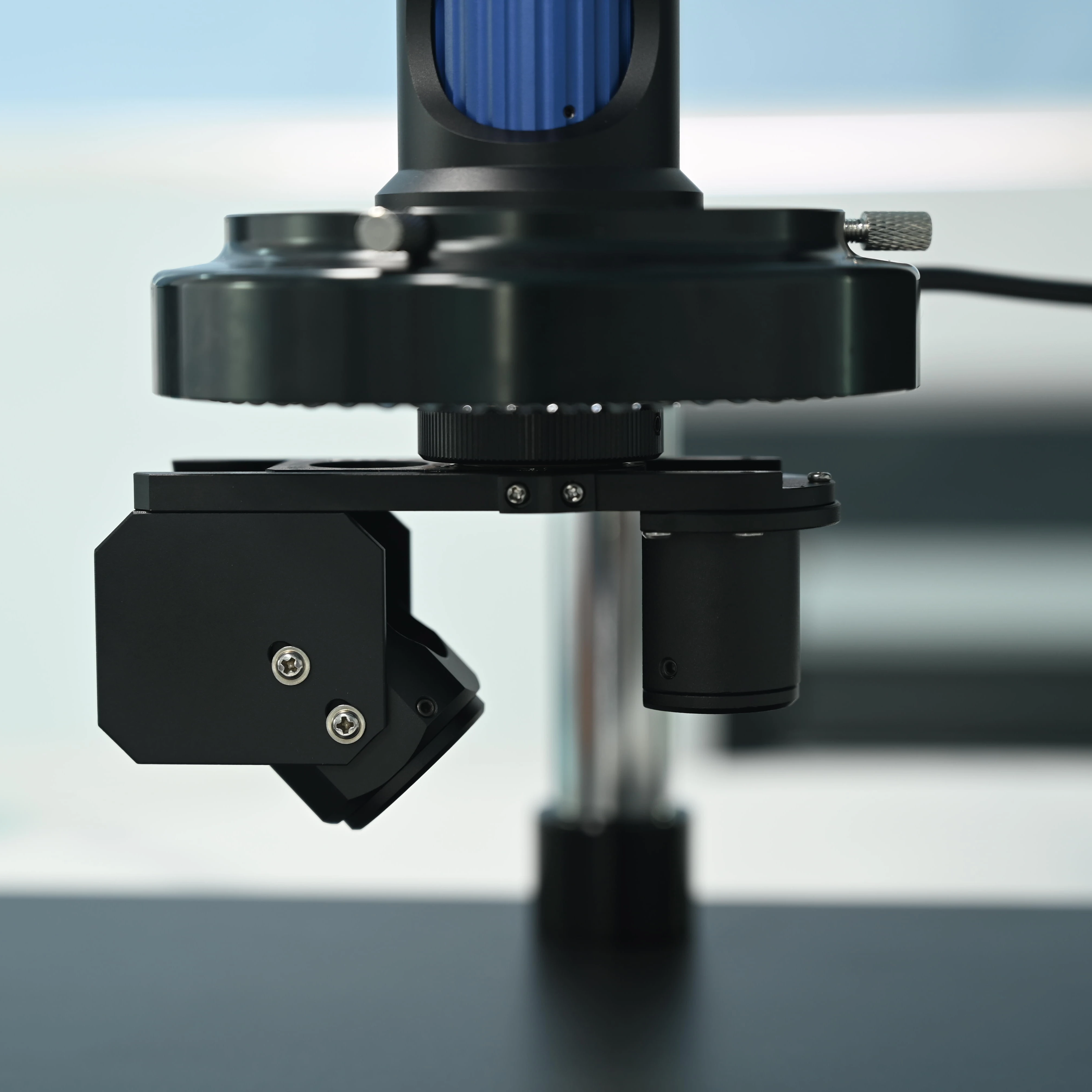 High-Definition 4K 3D CCD Microscope with 24X-160X Magnification and for Display for Product Observation