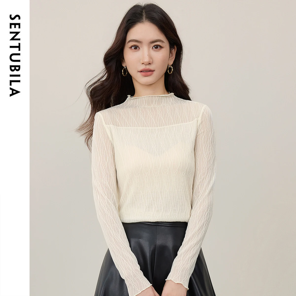 

SENTUBILA Half Turtleneck T Shirts 2025 Fashion Elegant Lace Long Sleeve Women's Top Slim Female Clothing 153SF2677