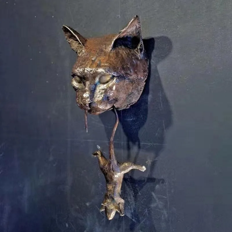 Creative and Interesting CAT AND MOUSE WALL Resin Craft - Convenient and Practical Home Décor for Stylish Living Spaces