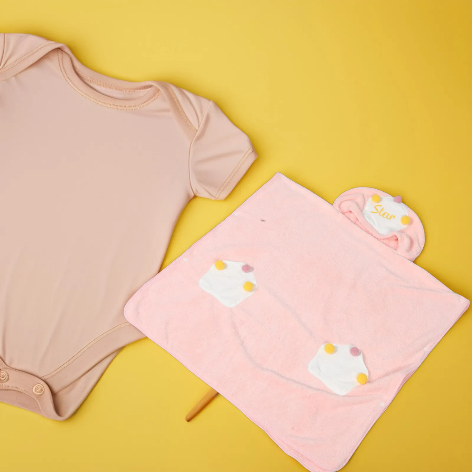 Kids Hooded Bathrobe Toddler Quick Dry Absorbent Printed Soft Warm Bath Beach Swimming Robe Baby Girl Boy Comfortable
