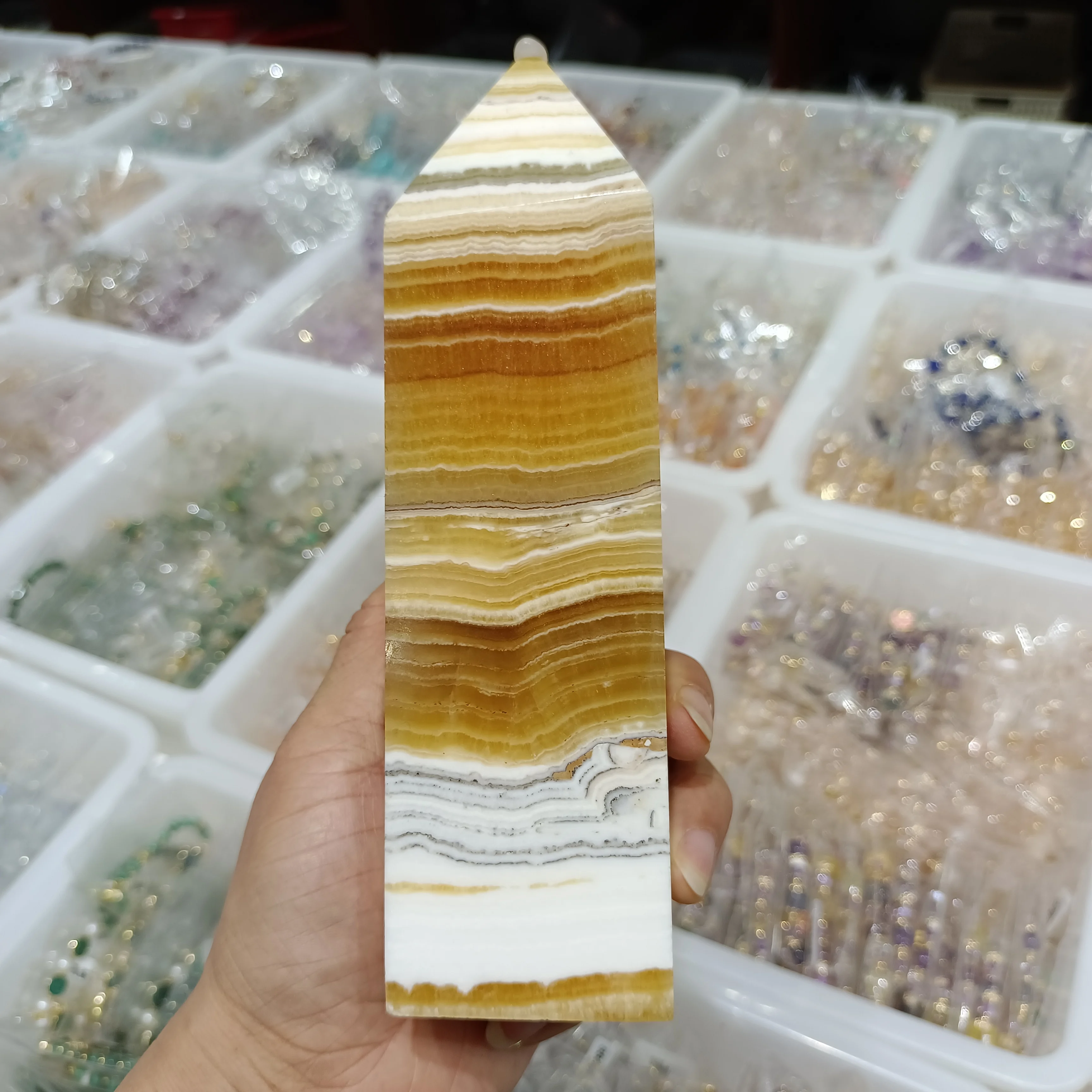 High Quality Natural Yellow Calcite Wand Quartz Crystal Pillar Mineral Specimen Treatment Gemstone Home Office Degaussing Decora