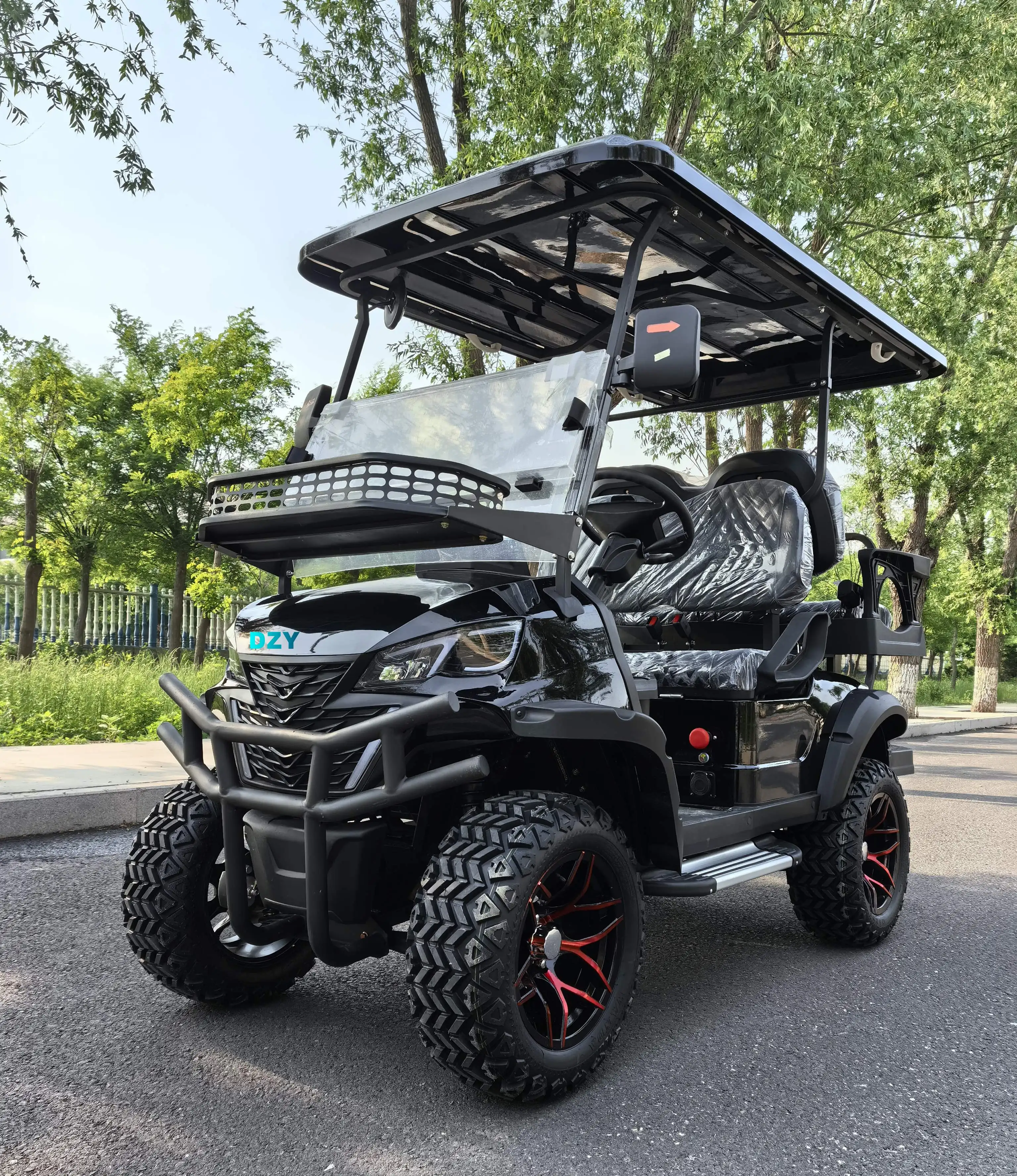 

2025 China factory 48V/60V battery golf cart four-wheel electric mini golf cart electric new energy sightseeing car wholesale