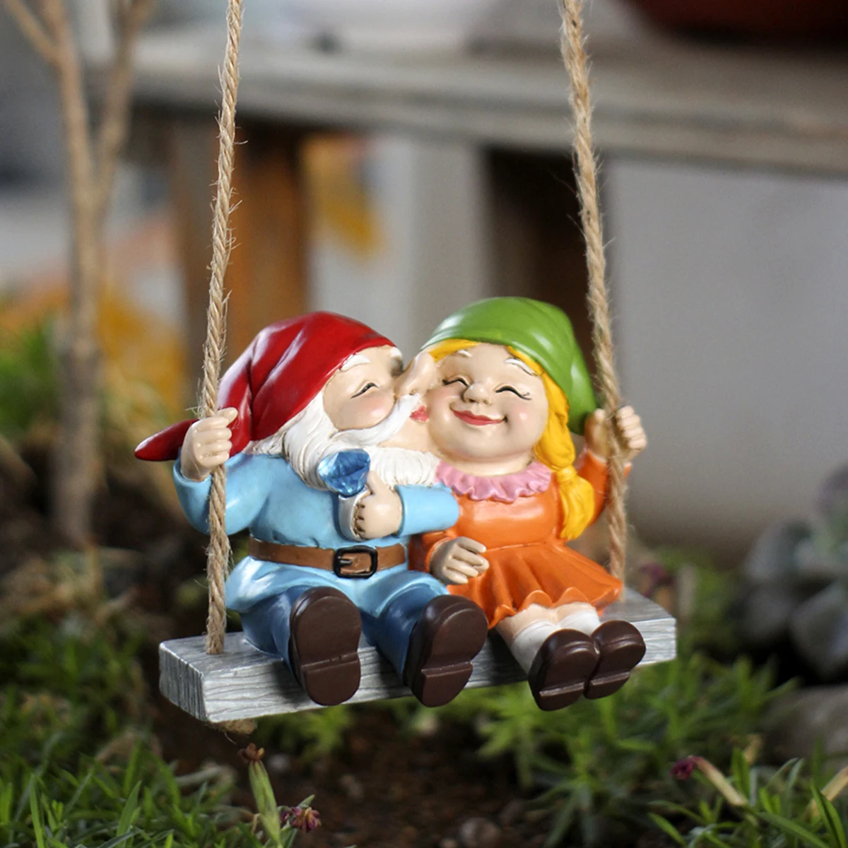 1 Hat Wearing Dwarf Couple Swing, Yard Garden Decoration Pendant, Valentine's Day/Wedding Decoration