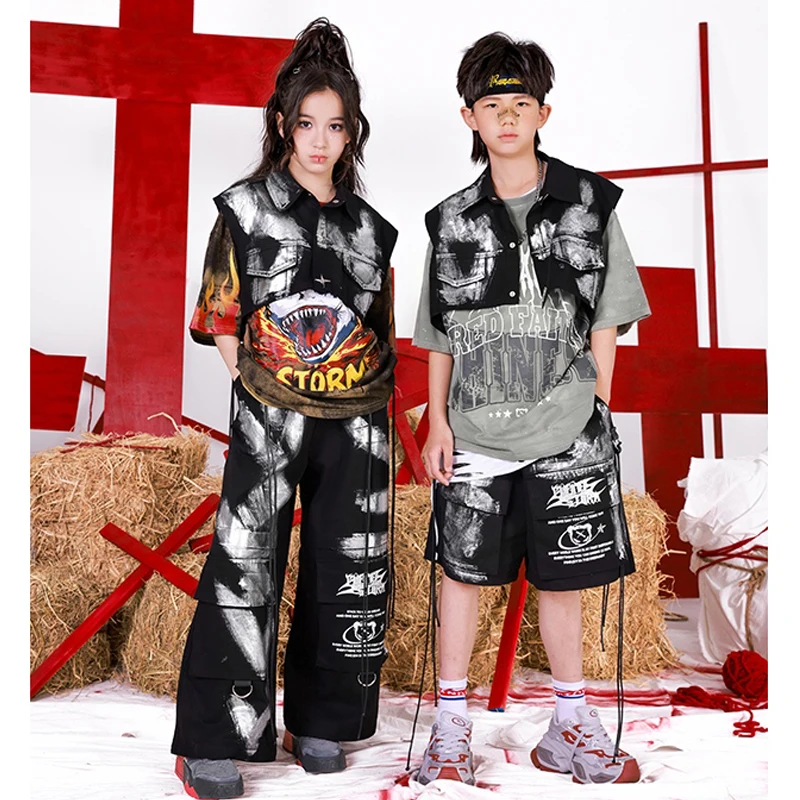 

Летний танцевальный костюм в стиле хип-хоп для мальчиков, футболка с короткими рукавами, черный жилет, брюки для девочек, одежда для барабанного джаза, уличная одежда BL15580
